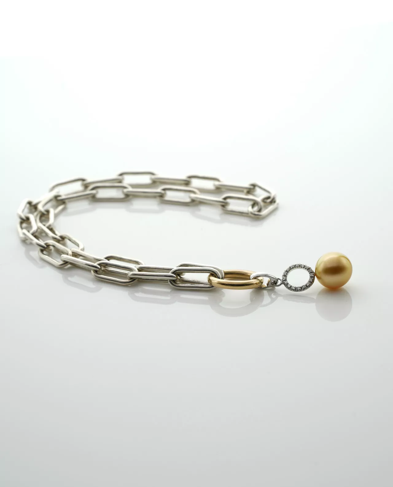 N-010300_Golden Bomb Golden Bomb – Bild 1