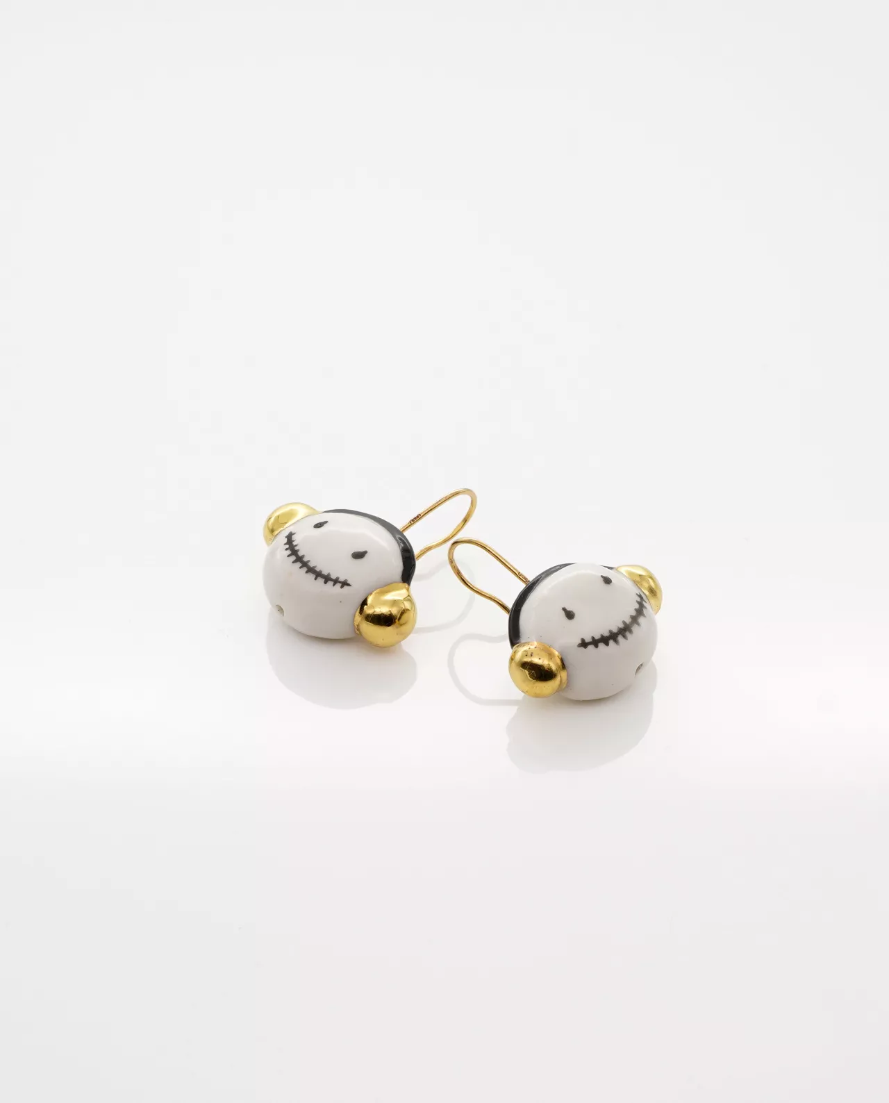 OH_MoJo-pers-top Mojo Goes South Earrings - Image 1