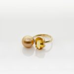 Lemon Light — Ring mit Lemon Quartz & goldener Südsee-Perle in 18 K Gelbgold | Maëla