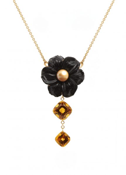 trésor obscur – anhänger mit onyx blüte, südseeperle & citrin in 18 karat gold